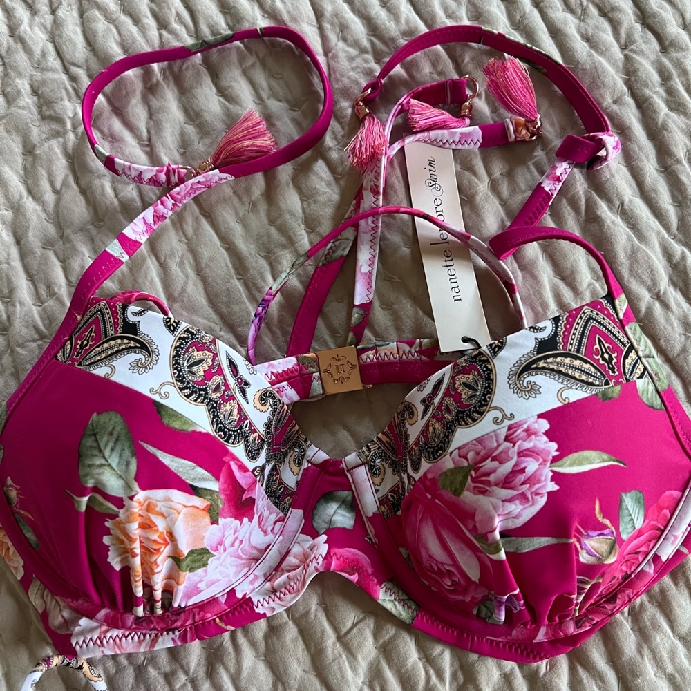 Floral bikini - Picture 2 of 9